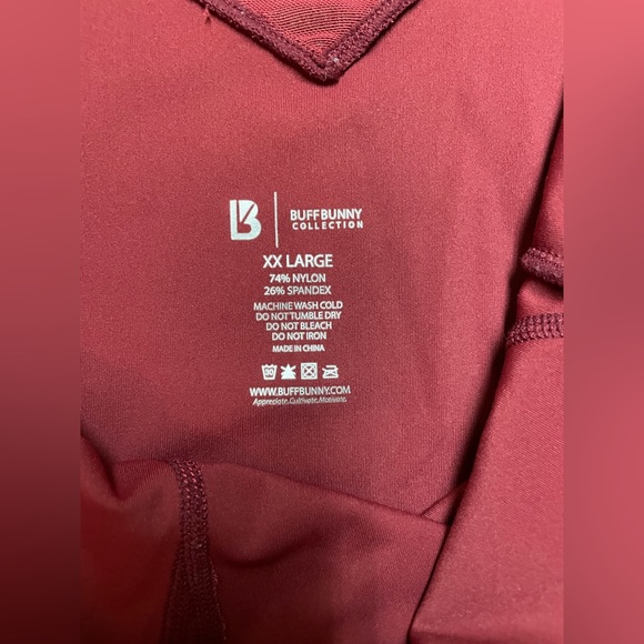 BuffBunny Barre Bodysuit in the color Guns’N’Roses Red - Picture 8 of 16